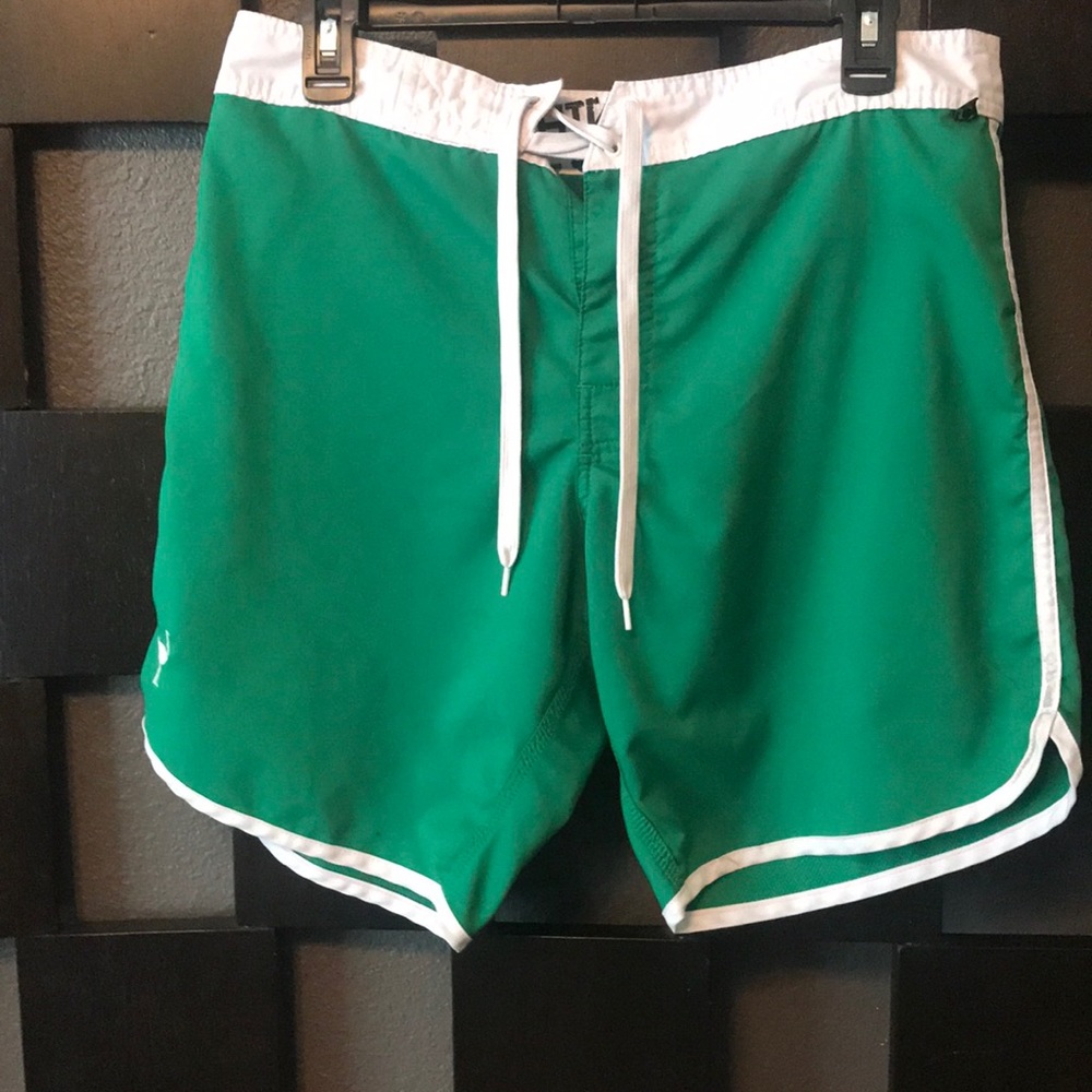 Men’s Chive Board Shorts